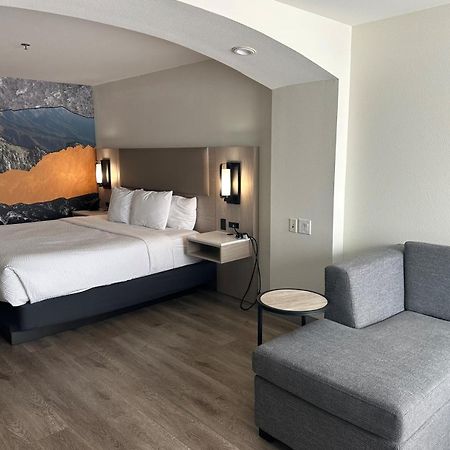 La Quinta Inn & Suites By Wyndham Albuquerque Midtown Kültér fotó