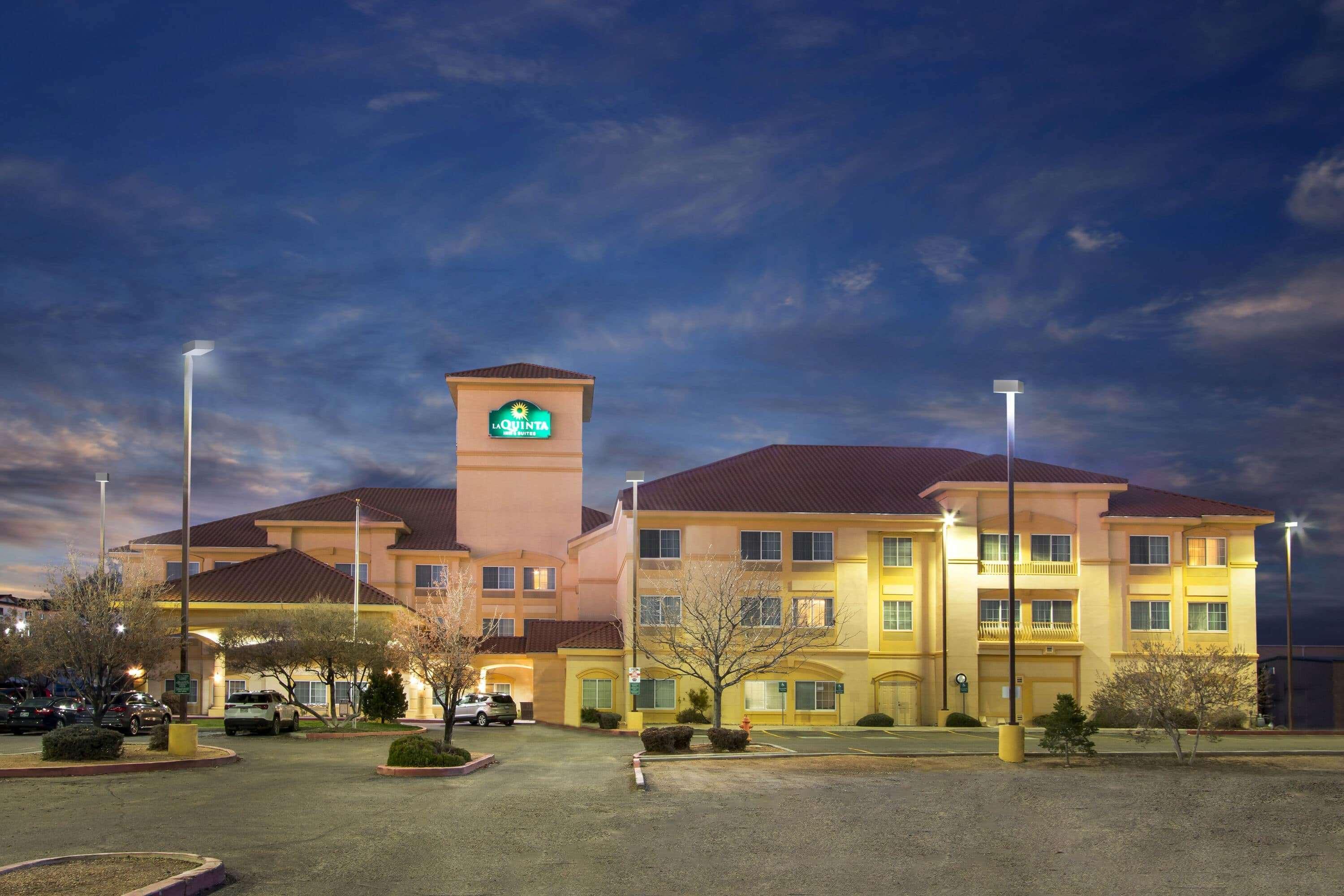 La Quinta Inn & Suites By Wyndham Albuquerque Midtown Kültér fotó