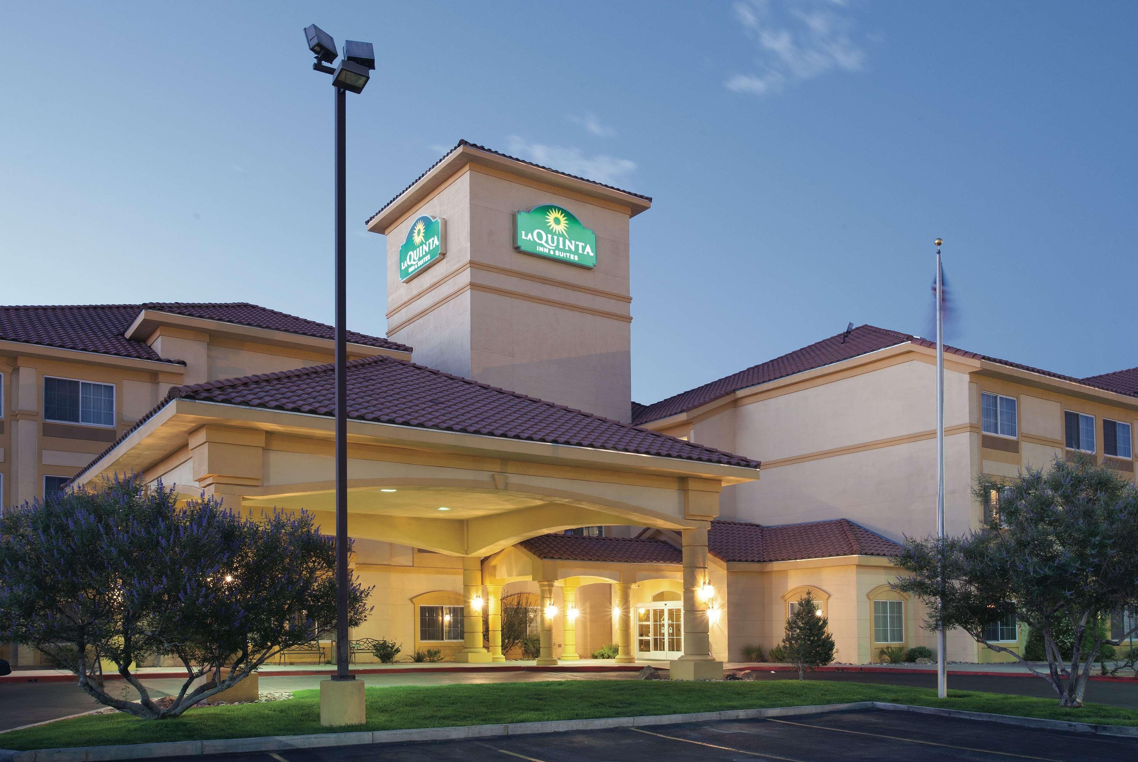 La Quinta Inn & Suites By Wyndham Albuquerque Midtown Kültér fotó