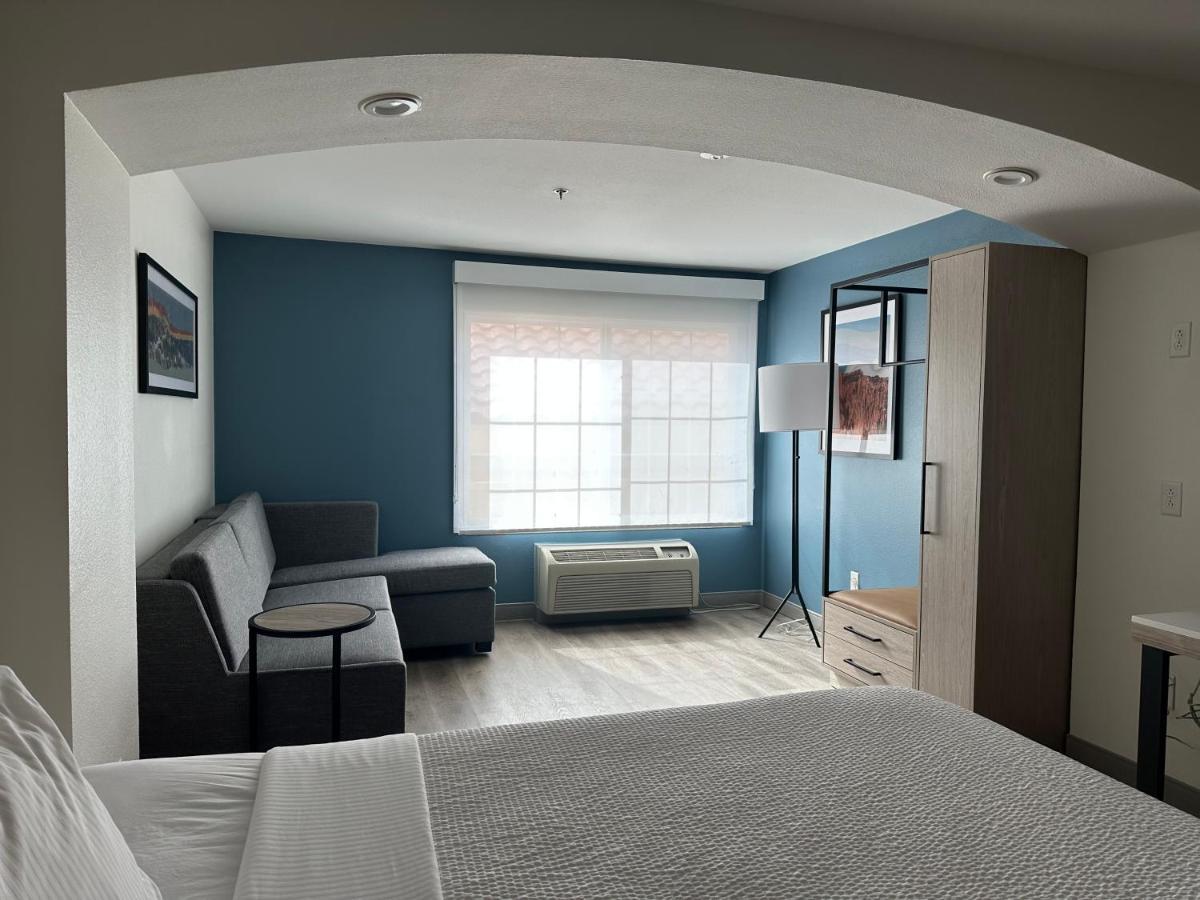 La Quinta Inn & Suites By Wyndham Albuquerque Midtown Kültér fotó