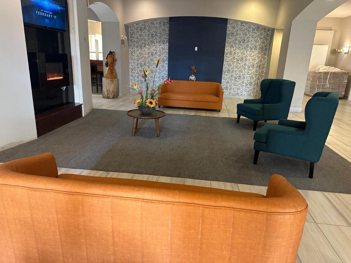 La Quinta Inn & Suites By Wyndham Albuquerque Midtown Kültér fotó